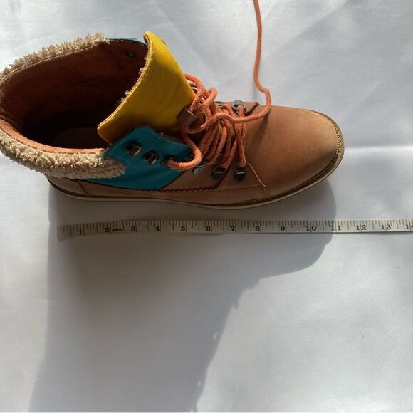 Tom’s Mesa Waterproof Urban Leather Boots Size 10 - Picture 14 of 16